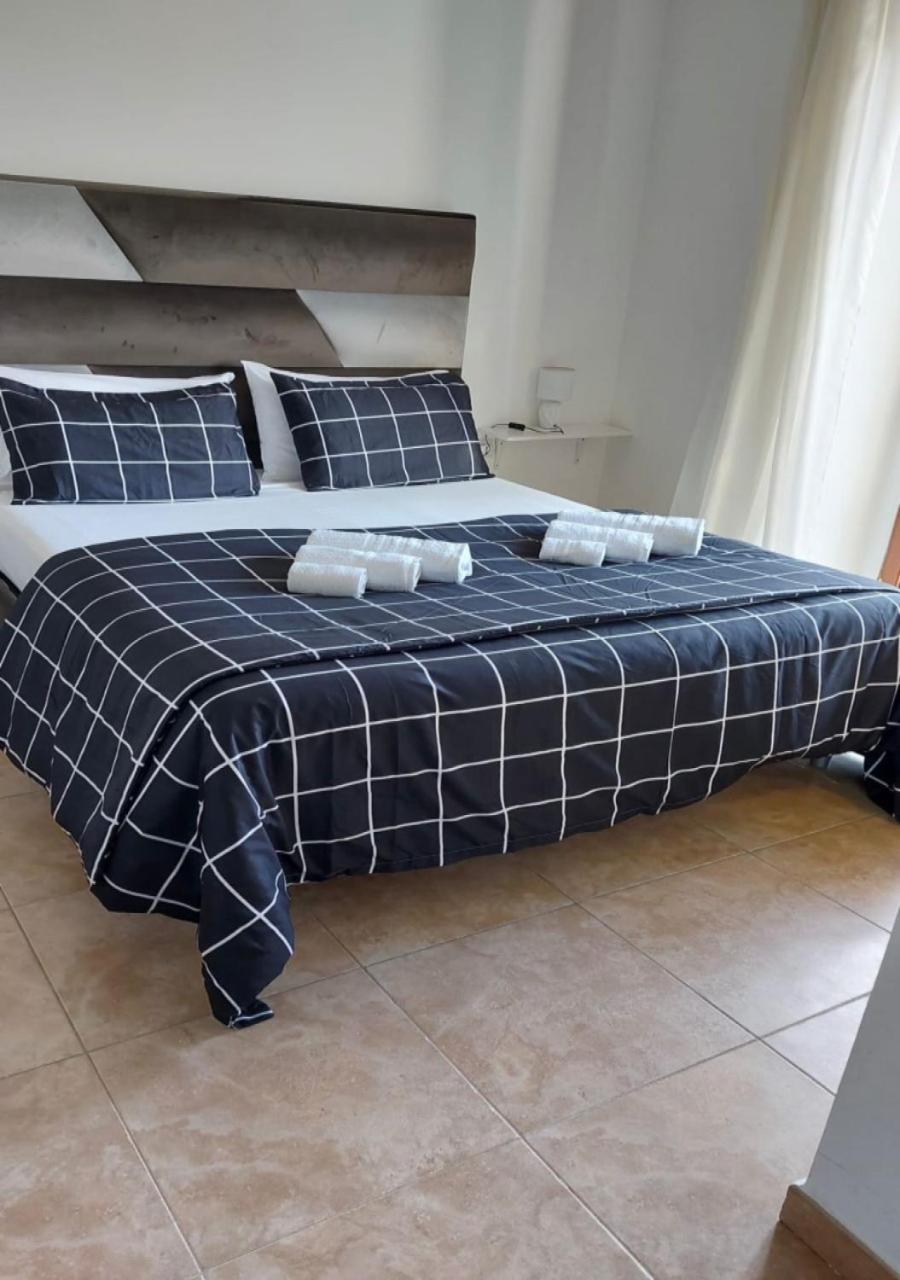 Miris Home Fast And Comfortable With Self Check In 8 Minutes Walk Near Naples Airport Dış mekan fotoğraf